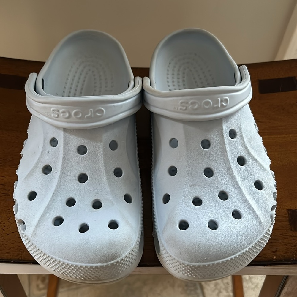 Light blue Crocs - Picture 3 of 6